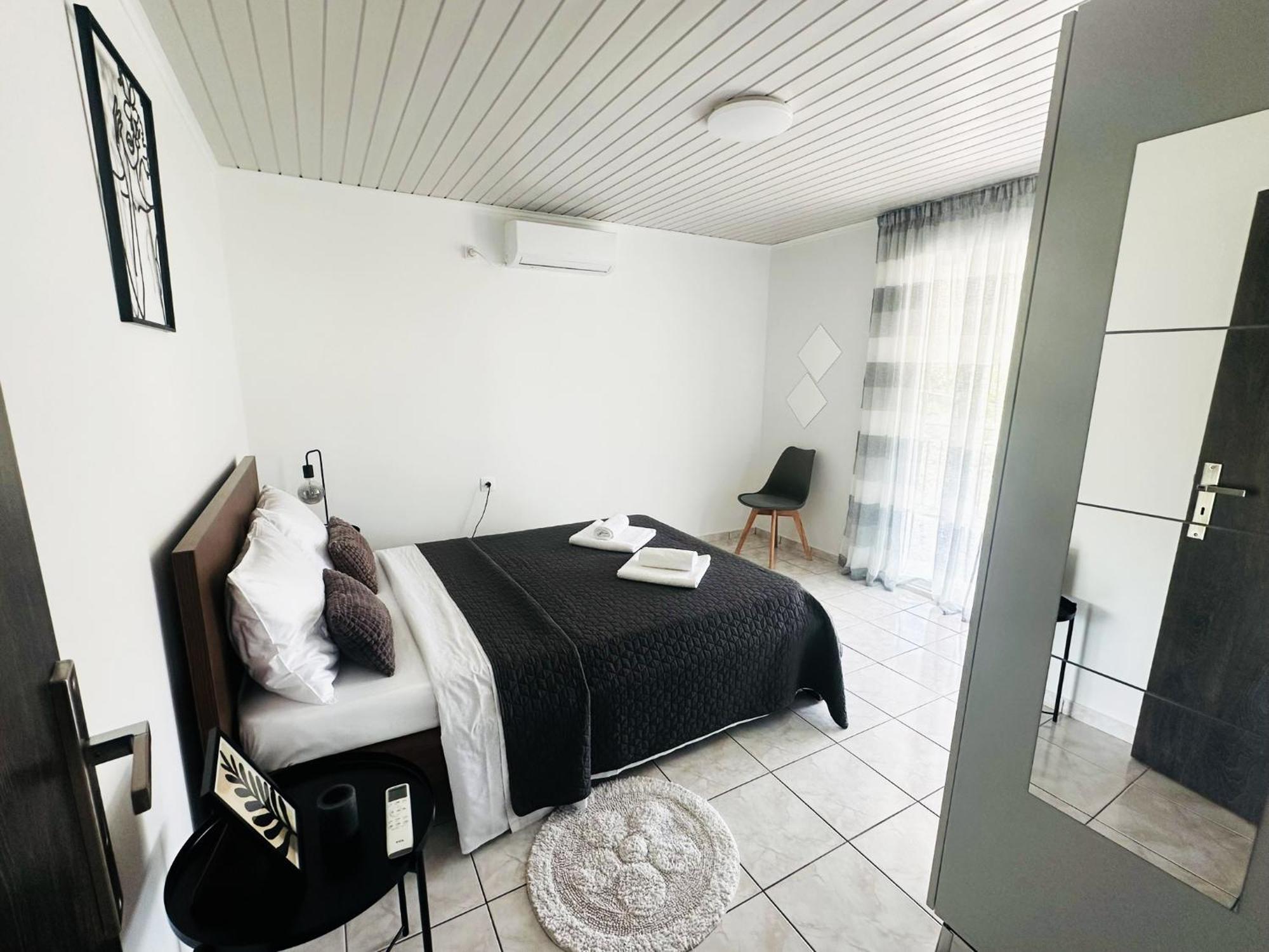 Oceanus Summer House Salamina Exterior foto